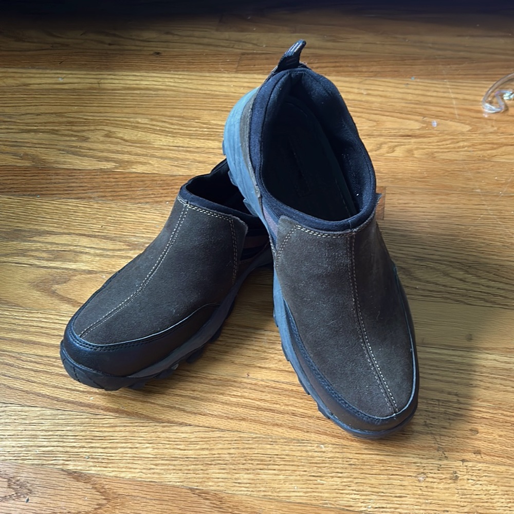 Gander Mountain Brown Men’s slip on shoes size 11